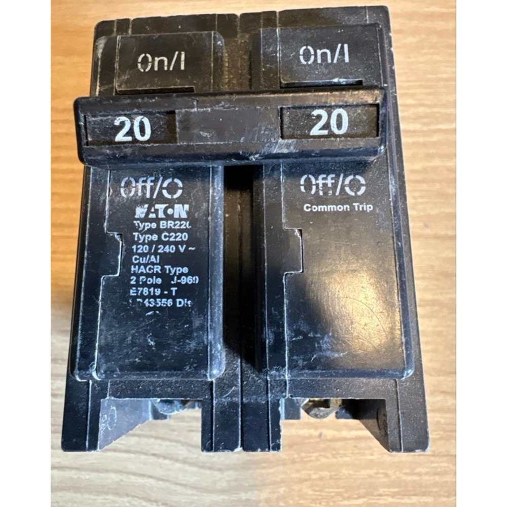 Eaton BR220 20 Amp 2 Pole Circuit Breaker Type BR 120/240V Common Trip Black